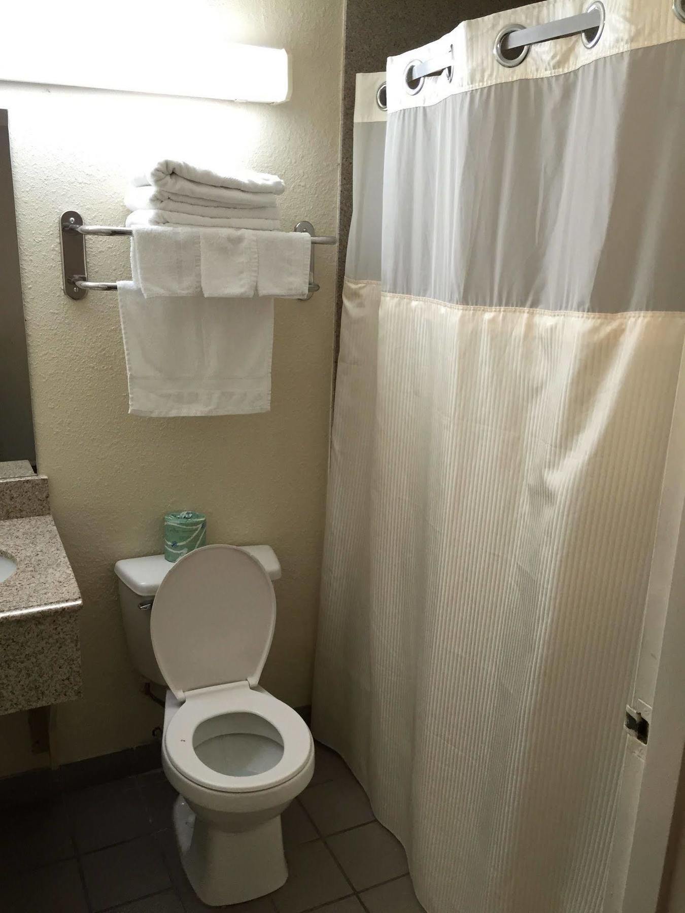 Scottish Inns Tupelo Room photo